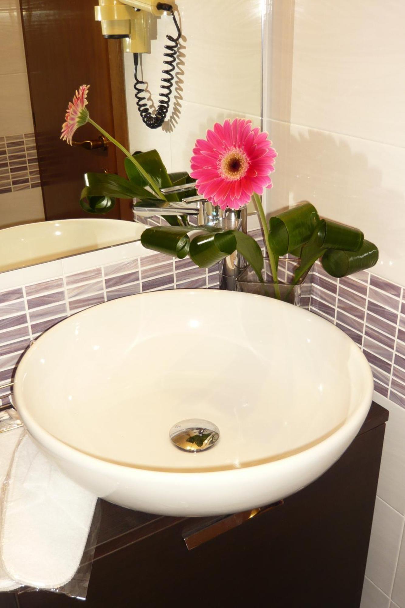 Hotel La Sacca Стреза Экстерьер фото